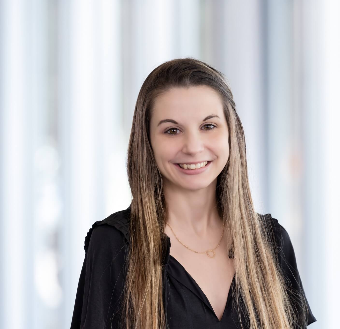 Danielle Accovelli headshot