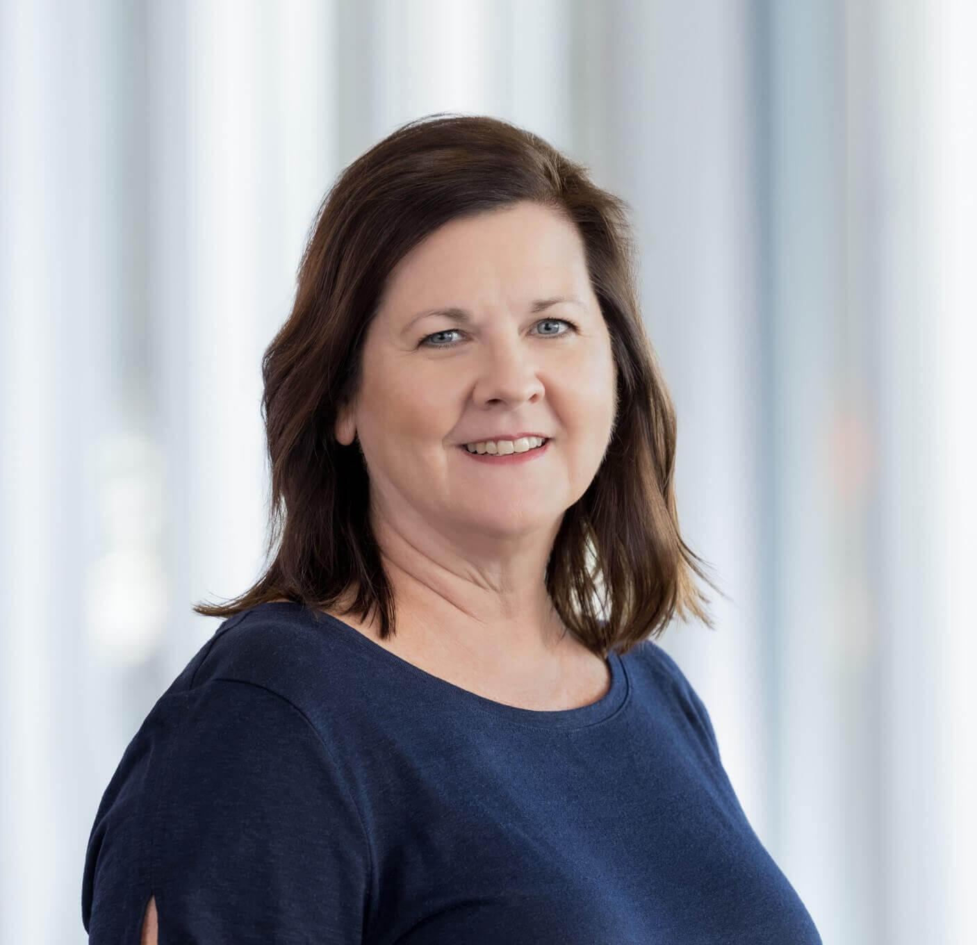 Lisa Hedquist headshot